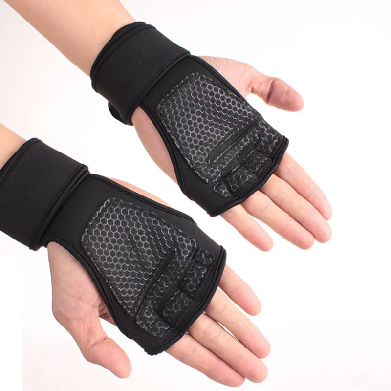 Breathable Weightlifting Gloves With Wrist Support